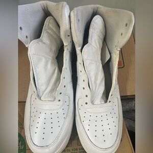 Men’s White Nike Shoes